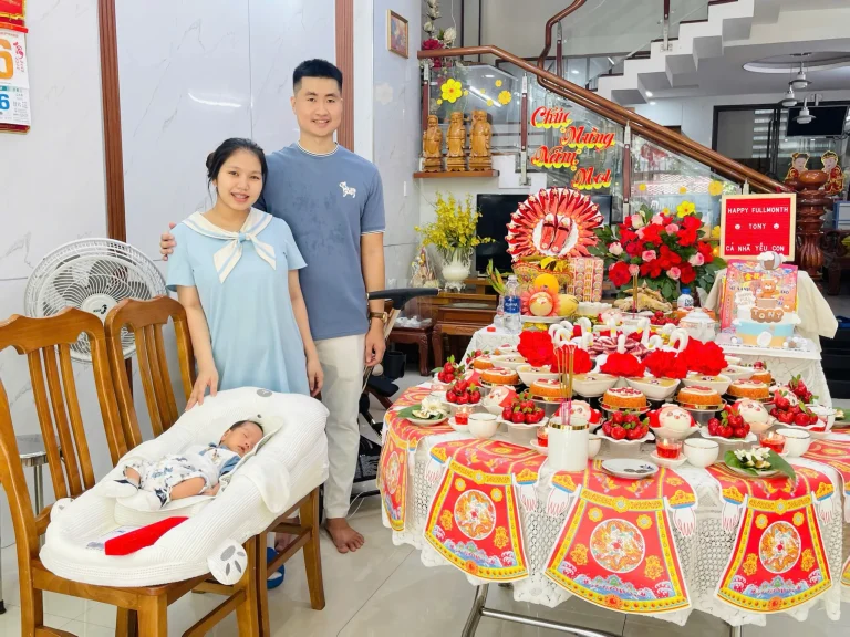 Ảnh của Minh Đức, Mới sinh
