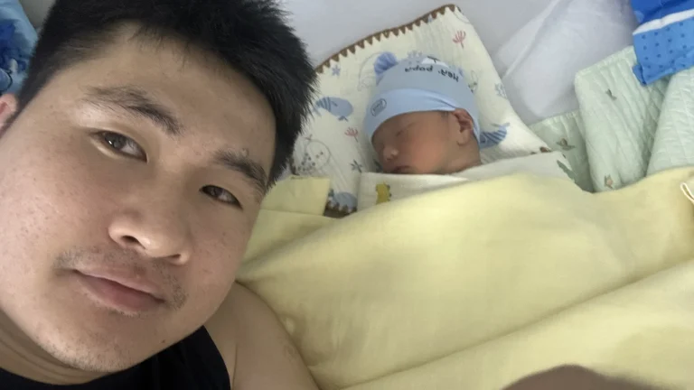 Ảnh của Minh Đức, Mới sinh