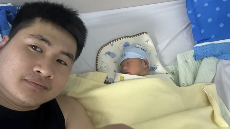 Ảnh của Minh Đức, Mới sinh