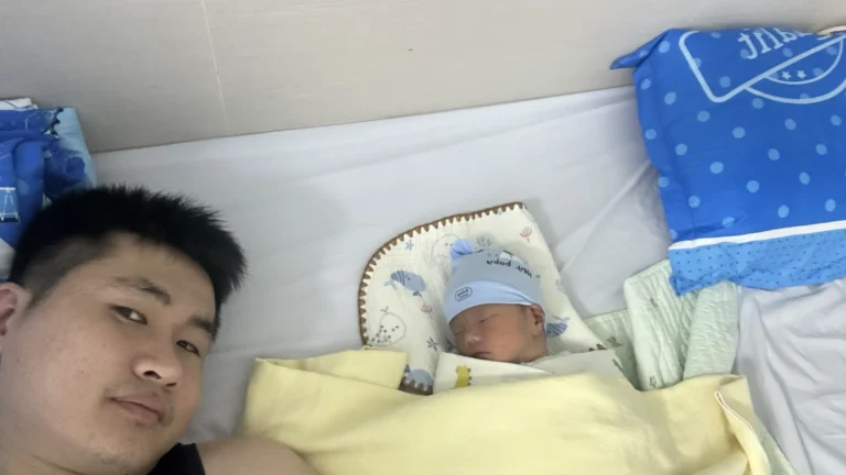 Ảnh của Minh Đức, Mới sinh