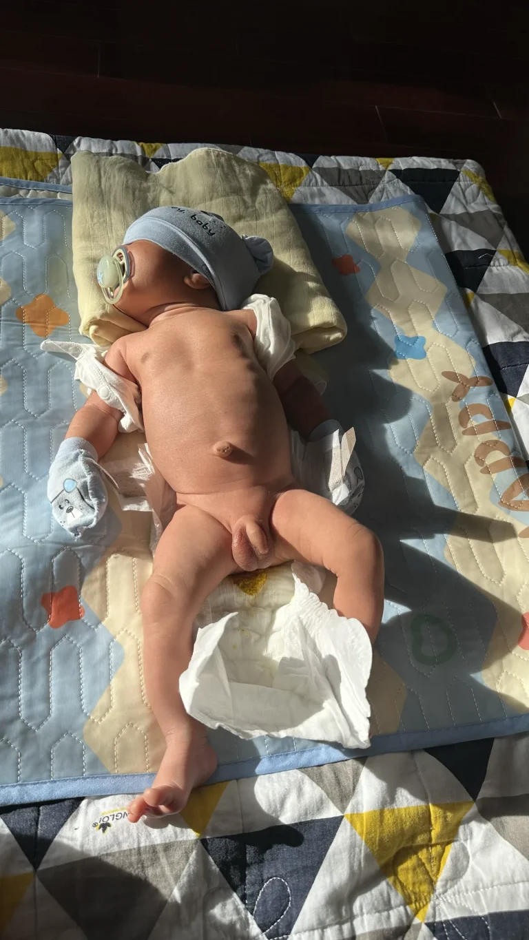 Ảnh của Minh Đức, Mới sinh