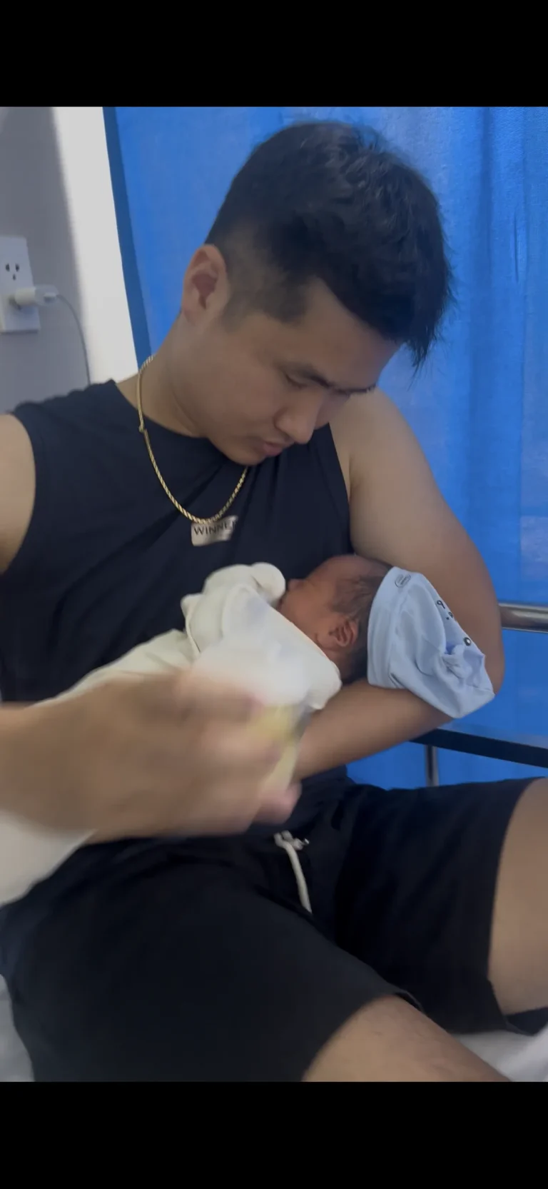 Ảnh của Minh Đức, Mới sinh